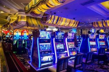 f2000m deposit flow via DANA, OVO, and GoPay payment screens